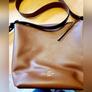 Coach Val Duffle with Refined pebble Leather in Redwood